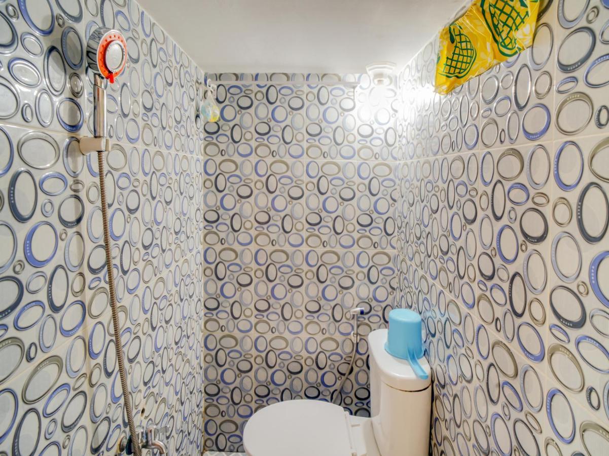 Oyo 90024 Botania Homestay & Cafe Nongsa Ngoại thất bức ảnh